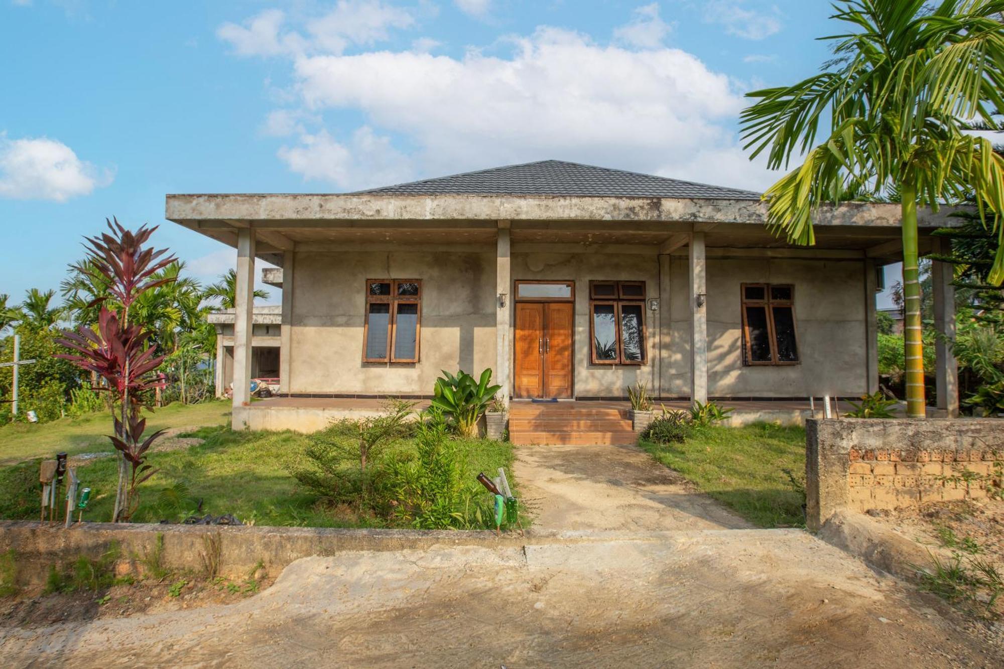 Oyo 92587 Homestay Romauli Kampung Radja Jambi Eksteriør bilde